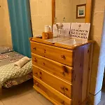 Gozo Pool And Views, Sleeps 3 With Private Bathroom Bed & Breakfast 3*