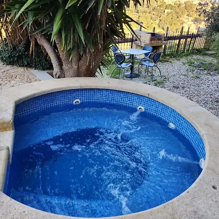 住宿加早餐酒店 Gozo Pool And Views, Sleeps 3 With Private Bathroom Ghajn il-Kbira (Gozo)