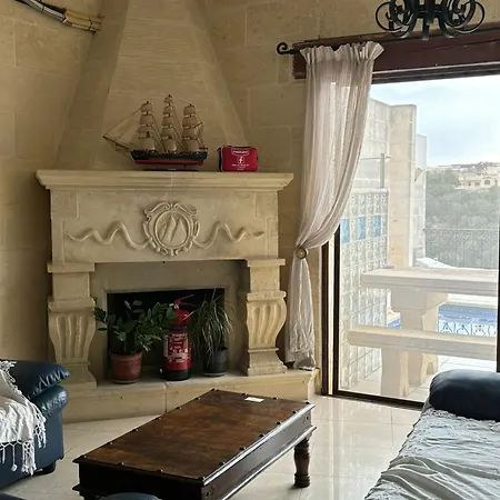 Gozo Pool And Views, Sleeps 4 With Private Bathroom Bed & Breakfast Ghajn il-Kbira (Gozo)