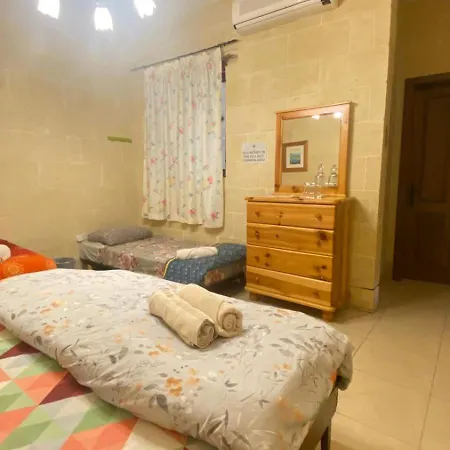Gozo Pool And Views, Sleeps 4 With Private Bathroom