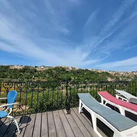 Gozo Pool And Views, Sleeps 4 With Private Bathroom Bed & Breakfast Ghajn il-Kbira (Gozo)