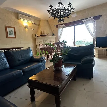 Gozo Pool And Views, Sleeps 3 With Private Bathroom