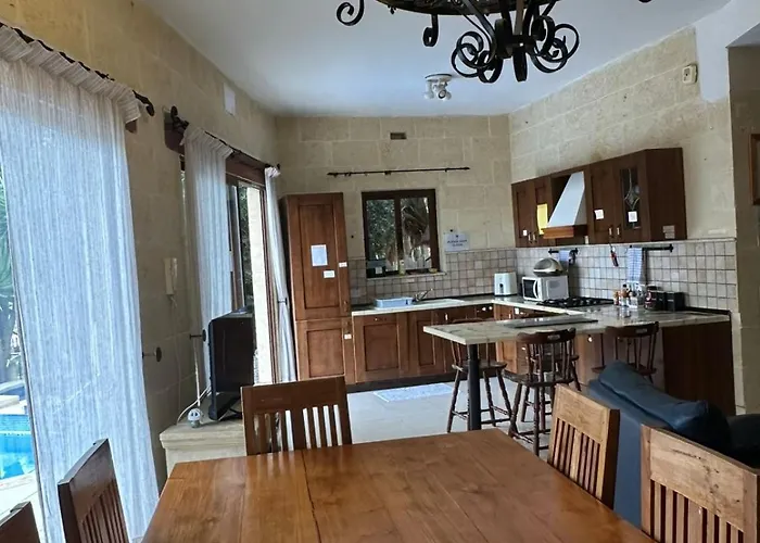 Gozo Pool And Views, Sleeps 3 With Private Bathroom 3* Ghajn il-Kbira (Gozo)