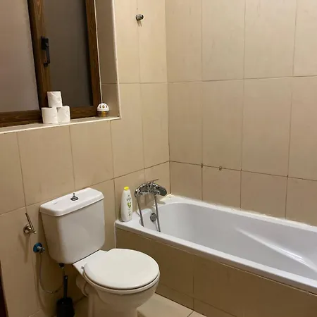 Gozo Pool And Views, Sleeps 3 With Private Bathroom Ghajn il-Kbira (Gozo)