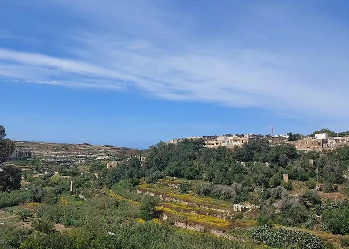 Gozo Pool And Views, Sleeps 3 With Private Bathroom